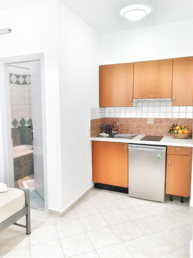 Orange Apartments Василики Екстериор снимка