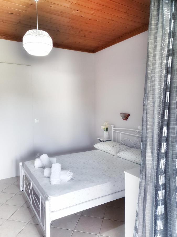 Orange Apartments Василики Екстериор снимка
