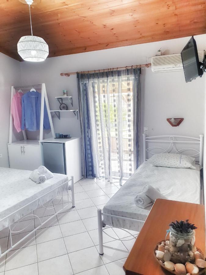 Orange Apartments Василики Екстериор снимка