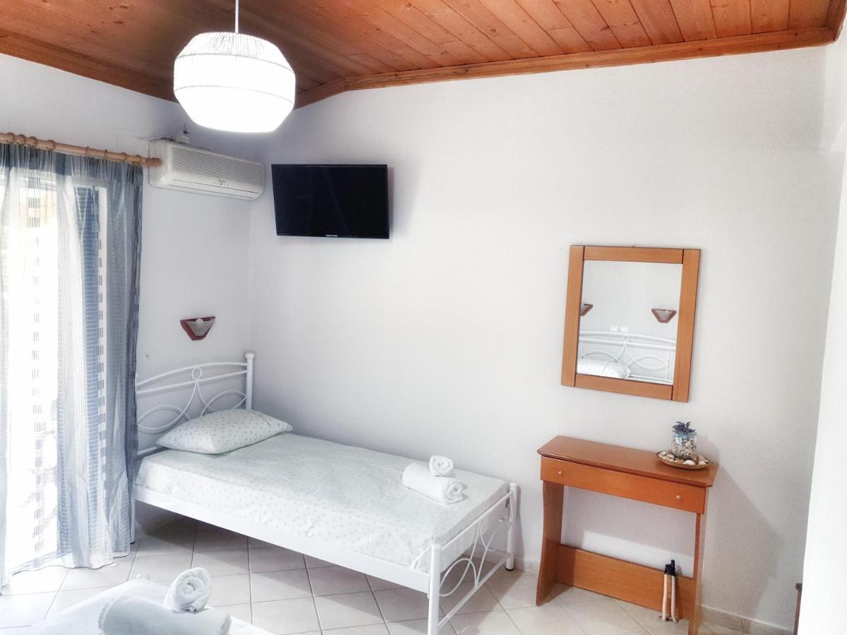 Orange Apartments Василики Екстериор снимка
