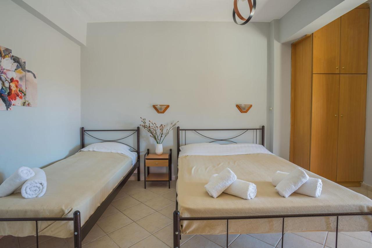 Orange Apartments Василики Екстериор снимка