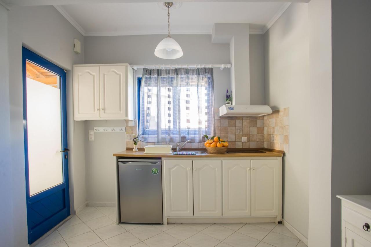 Orange Apartments Василики Екстериор снимка